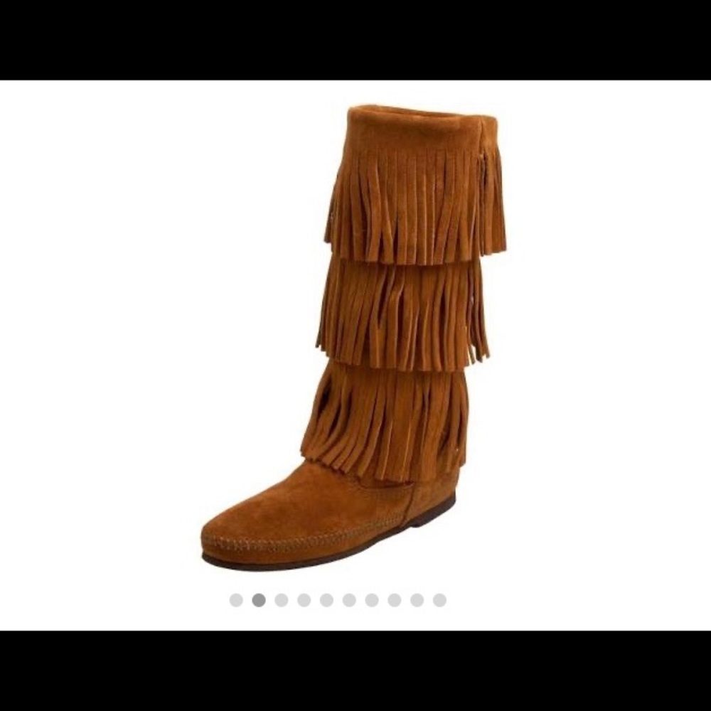 Minnetonka 3 Layer Fringe Boots